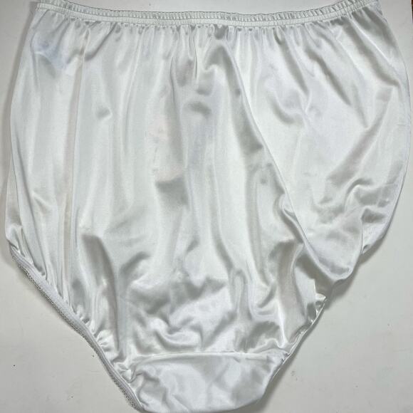 Vintage Vanity Fair Granny Panties, 1980s Antron Nylon Lot of 2 Sz 6 (XS-S) - Picture 10 of 16